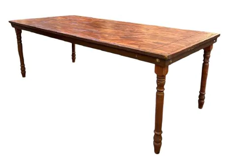 Mesa rectangular de madera para eventos