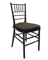 Silla Tiffany negra para renta de eventos en CDMX